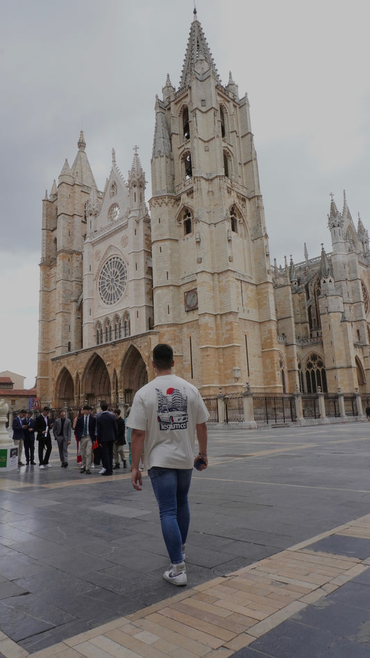 ¿Sabías que hay detrás de las prendas de Legium? Moda sostenible en León